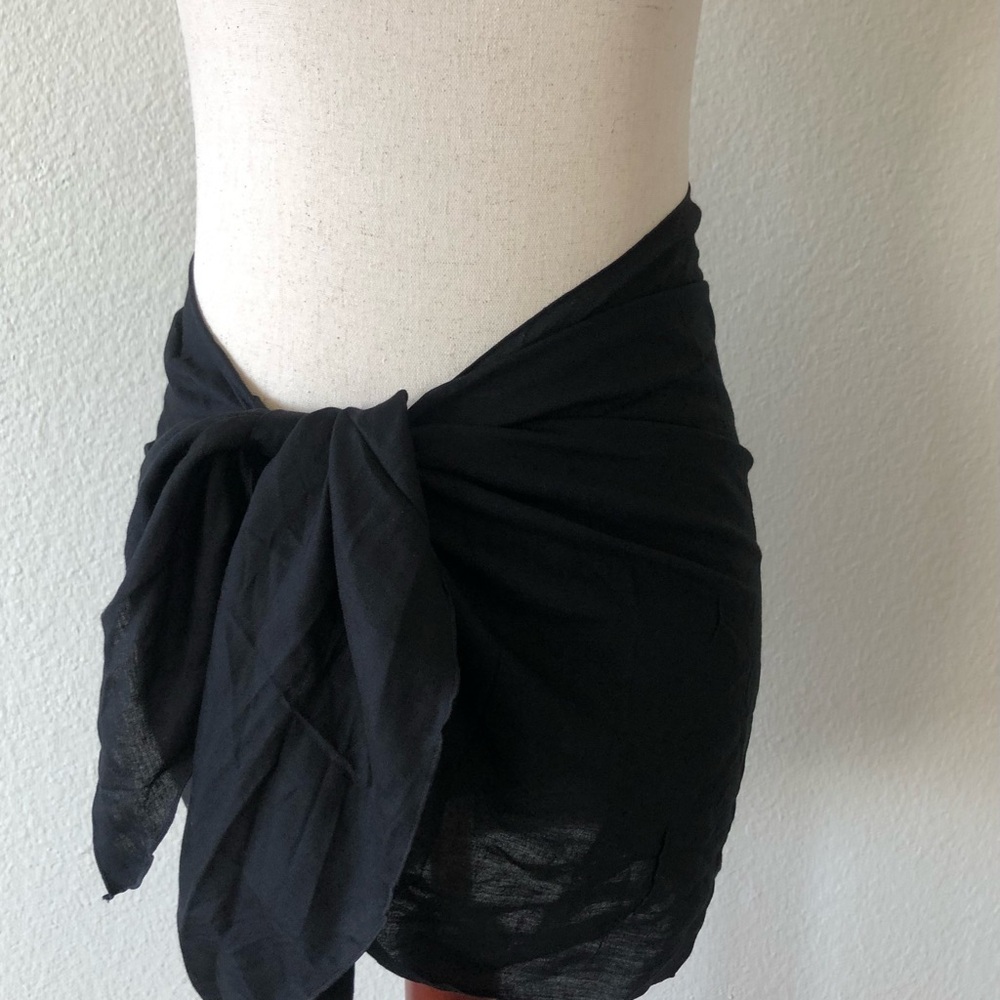 SHU-SHI - NWT SARONG PAREO SHORT BATHING SUIT COVER UP/WRAP + BLACK/S - Picture 11 of 12
